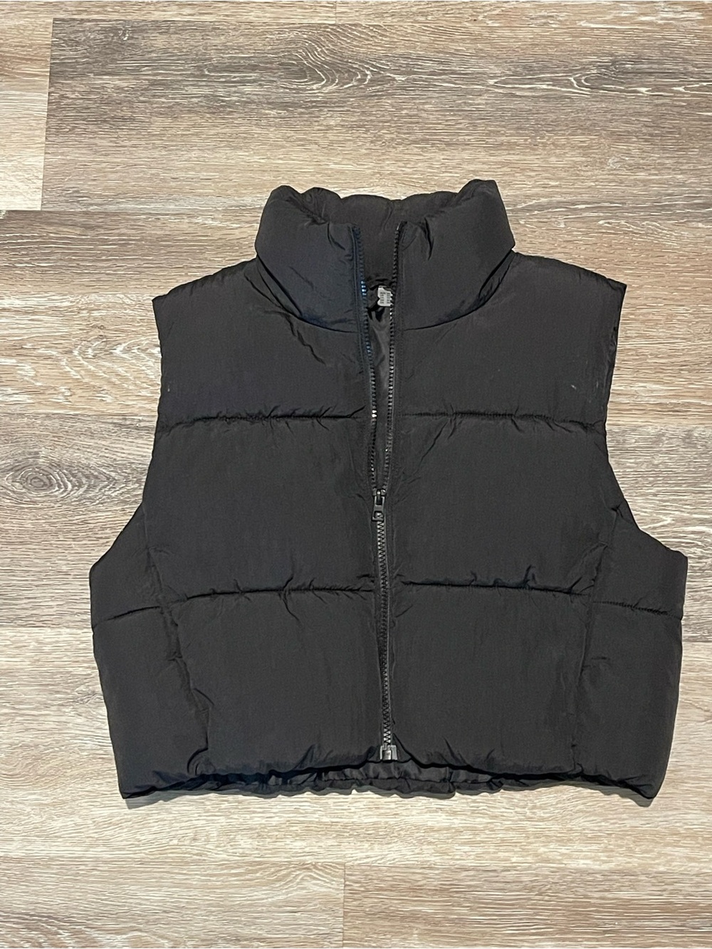 H&M Black Puffer Vest - Sleeveless Jacket